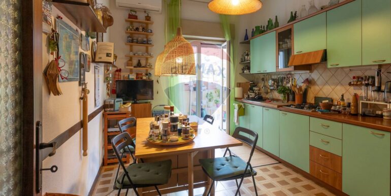 20251027161844-994663-14