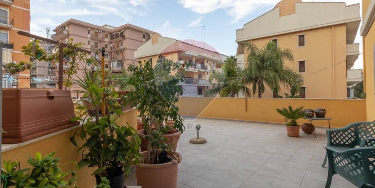 20251027161855-994663-17