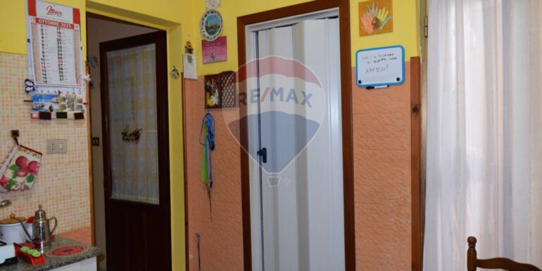 20251027173903-996351-15