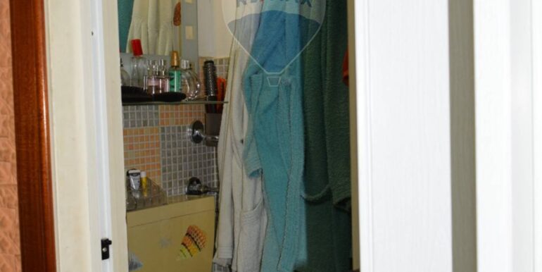 20251027173904-996351-17