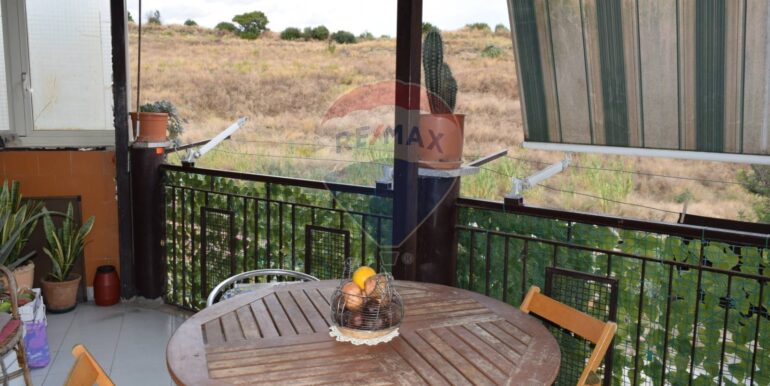 20251027173906-996351-35