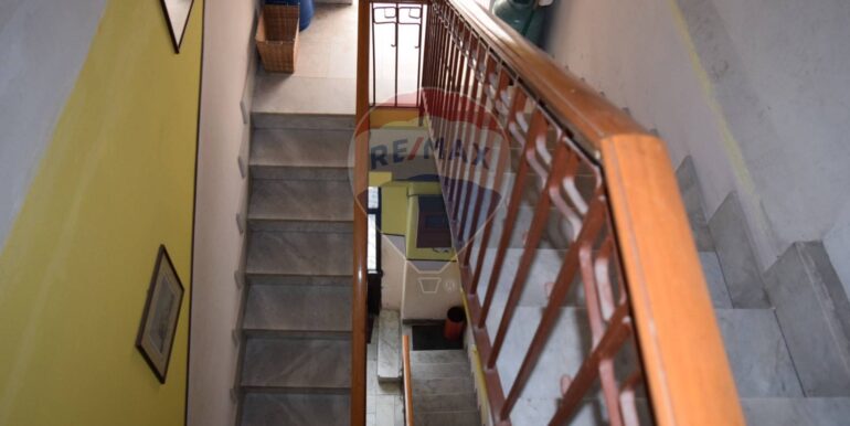 20251027174416-996354-41