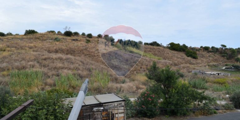 20251027174417-996354-43