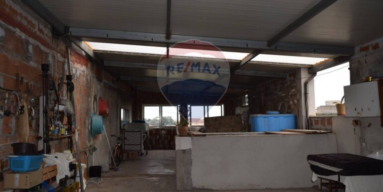 20251027174417-996354-45