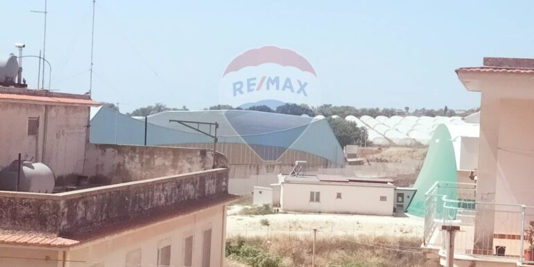 20251027184247-996402-24