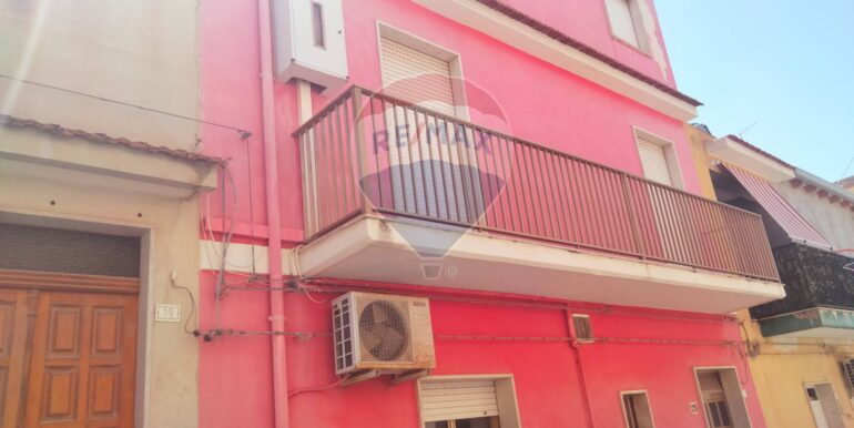 20251027184248-996402-30