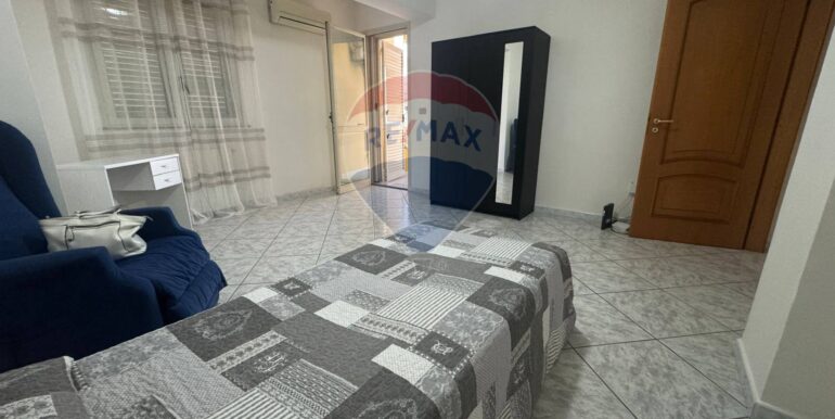 20251027184559-996398-11