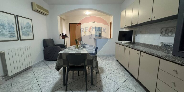 20251027184637-996398-18