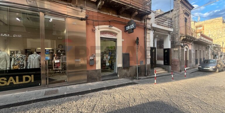 20251027204325-996423-4