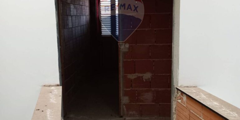 2025102793821-996008-4