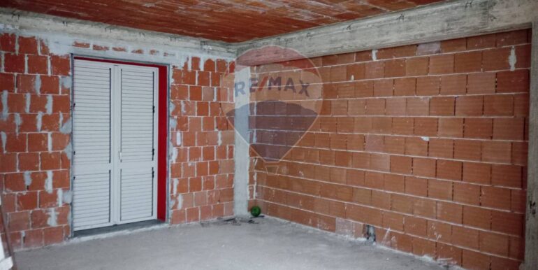 2025102793823-996008-5