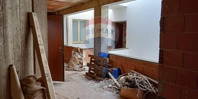 2025102793825-996008-6