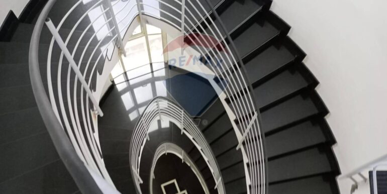 2025102793831-996008-10