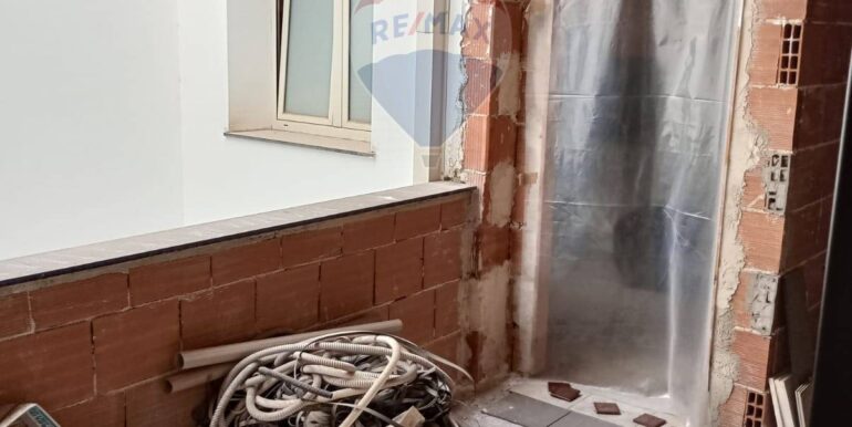 2025102793843-996008-17