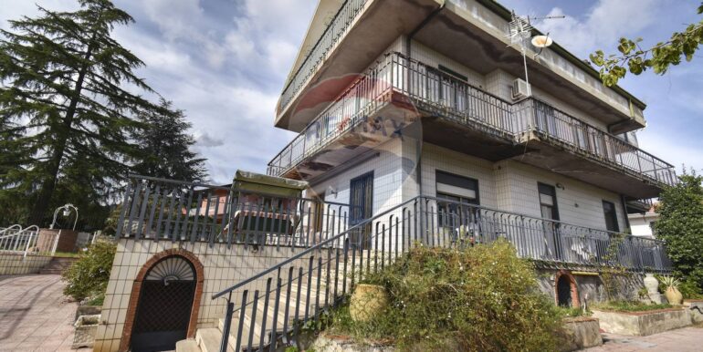 20251028114702-996459-7