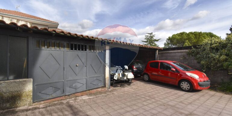 20251028114802-996459-9