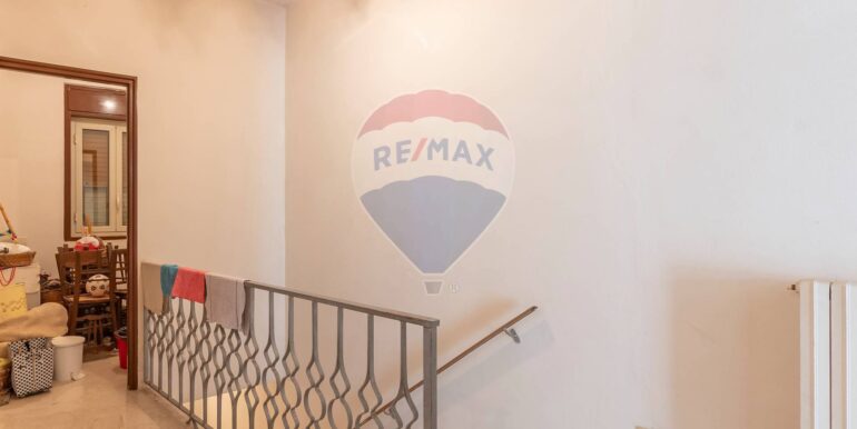 20251028163237-994484-4