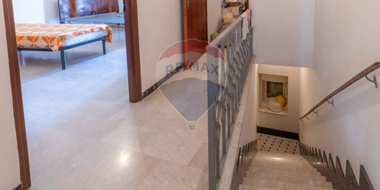 20251028163358-994484-13