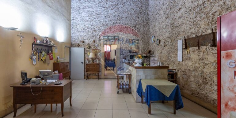 20251028171354-994140-8