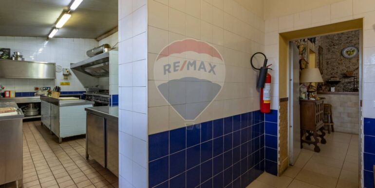 20251028171404-994140-11