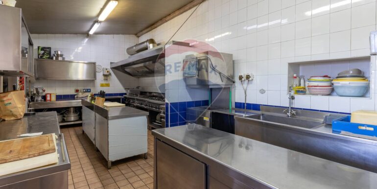 20251028171411-994140-13