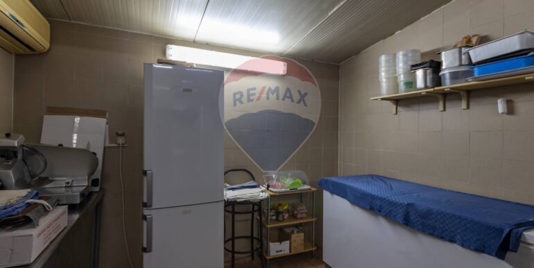 20251028171421-994140-16