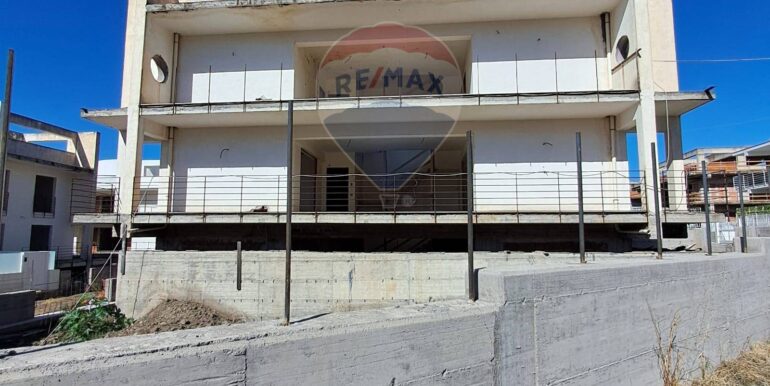 20251029103458-994125-8