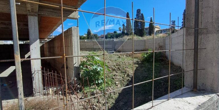 20251029103529-994125-18