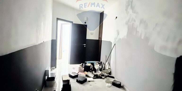 20251029111821-996878-9