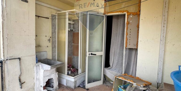 20251029111834-996878-15