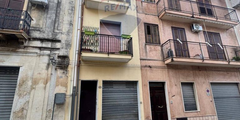 20251029111839-996878-17