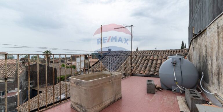 20251029111851-996889-15