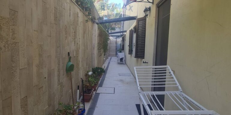 20251029115444-995613-9