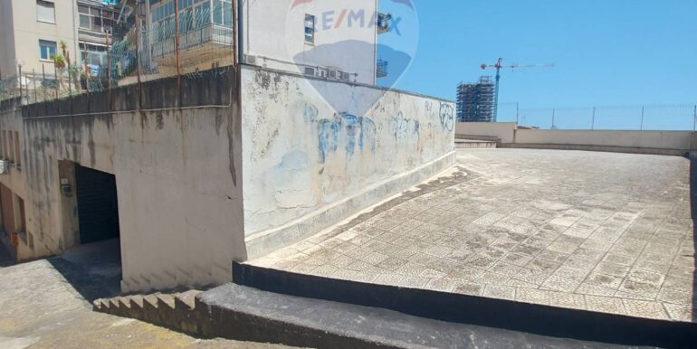 20251029184005-997095-8