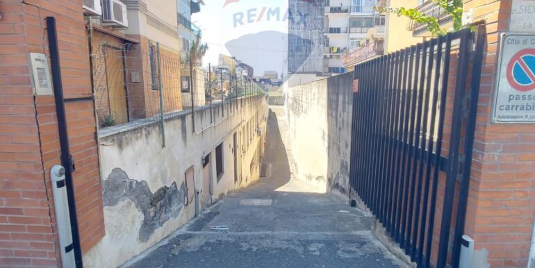 20251029184044-997095-18