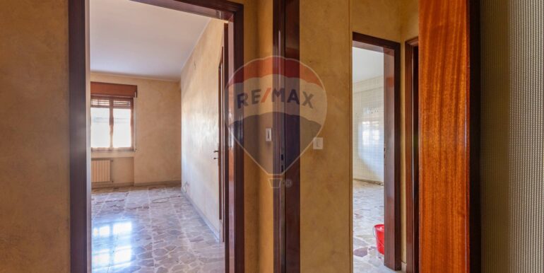 20251029184106-974888-13