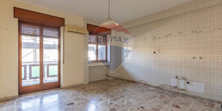 20251029184115-974888-17