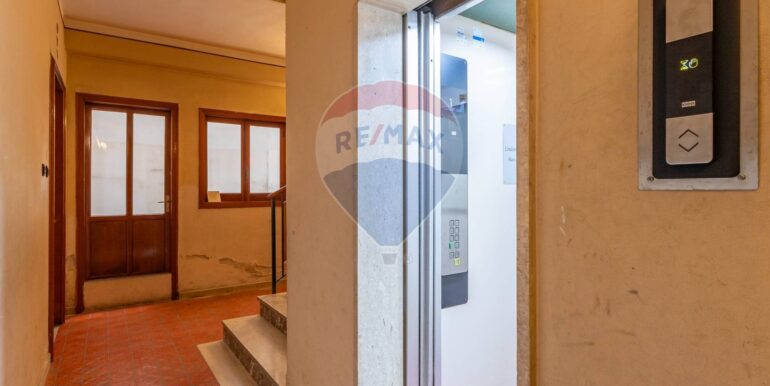 20251029184148-974888-30