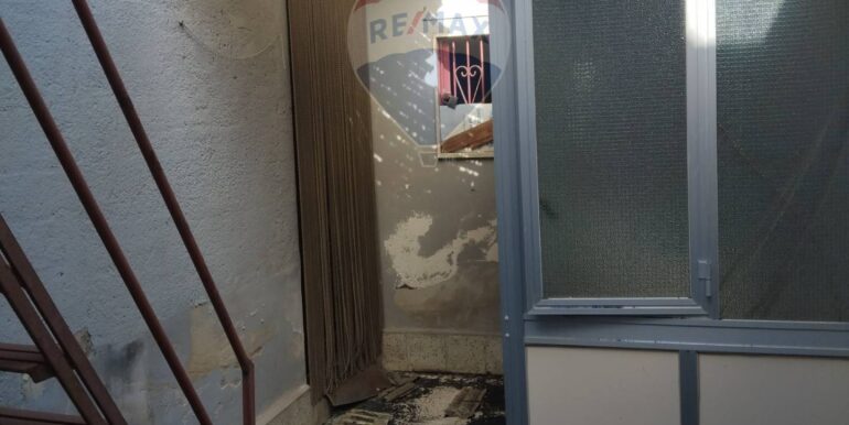 20251029193509-997115-4