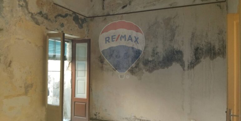 20251029193529-997115-11