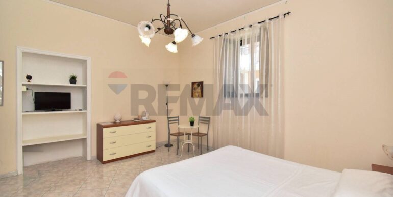 20251030112740-996931-16