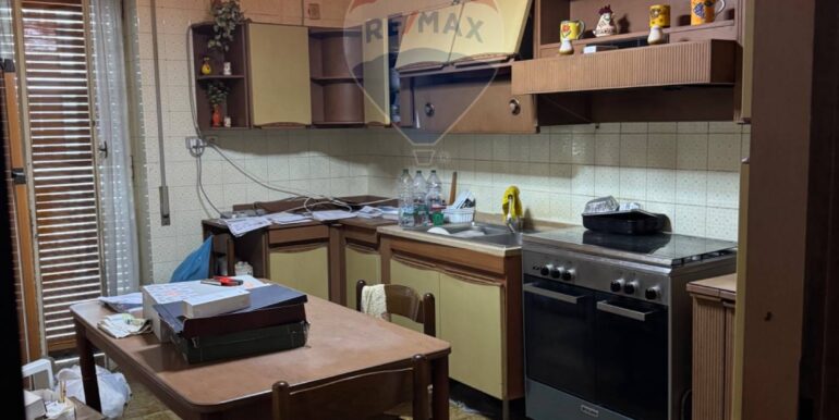 20251030161504-995319-8