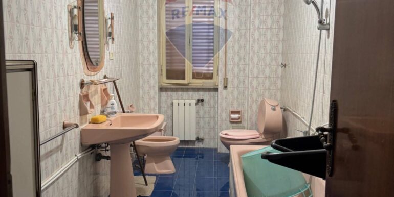 20251030161517-995319-12