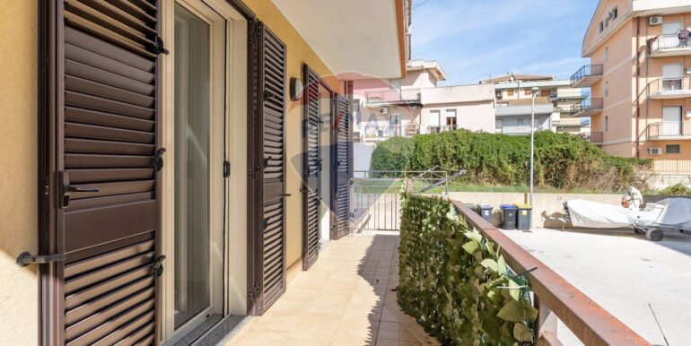 2025103093813-994401-48