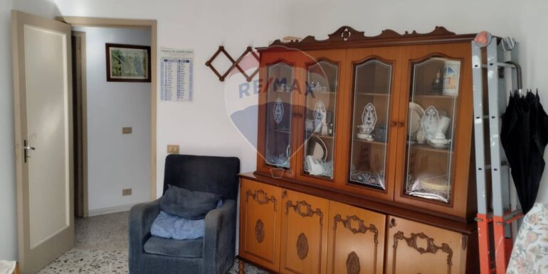 20251031111614-997442-10