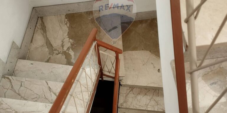 20251031111619-997442-12