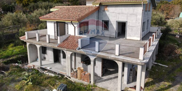 20251031120416-997476-0