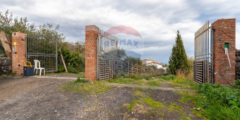 20251031120417-997476-3