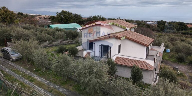 20251031120422-997476-38