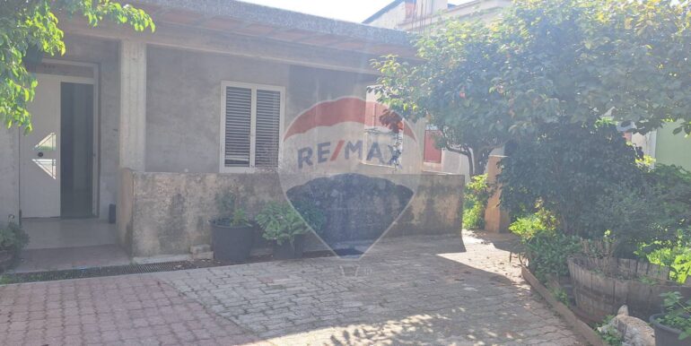 20251031121647-997457-1